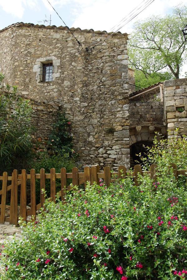 Chambres d´Hôtes Prieuré d'Orniols Goudargues Esterno foto